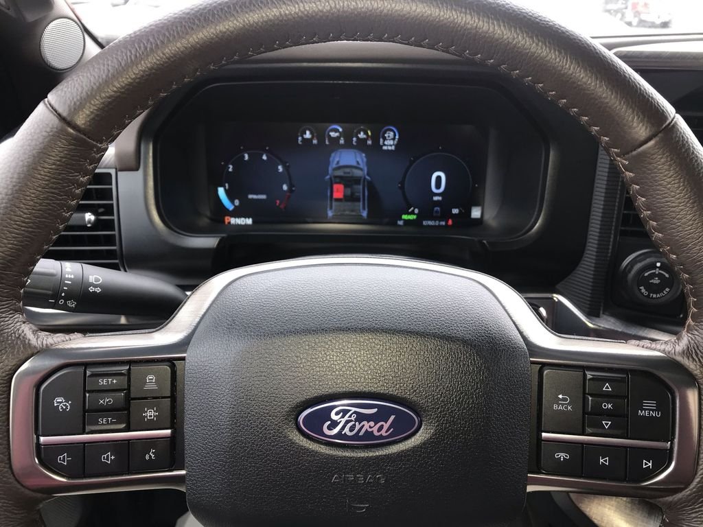 Used 2025 Blue Ford King Ranch image 16