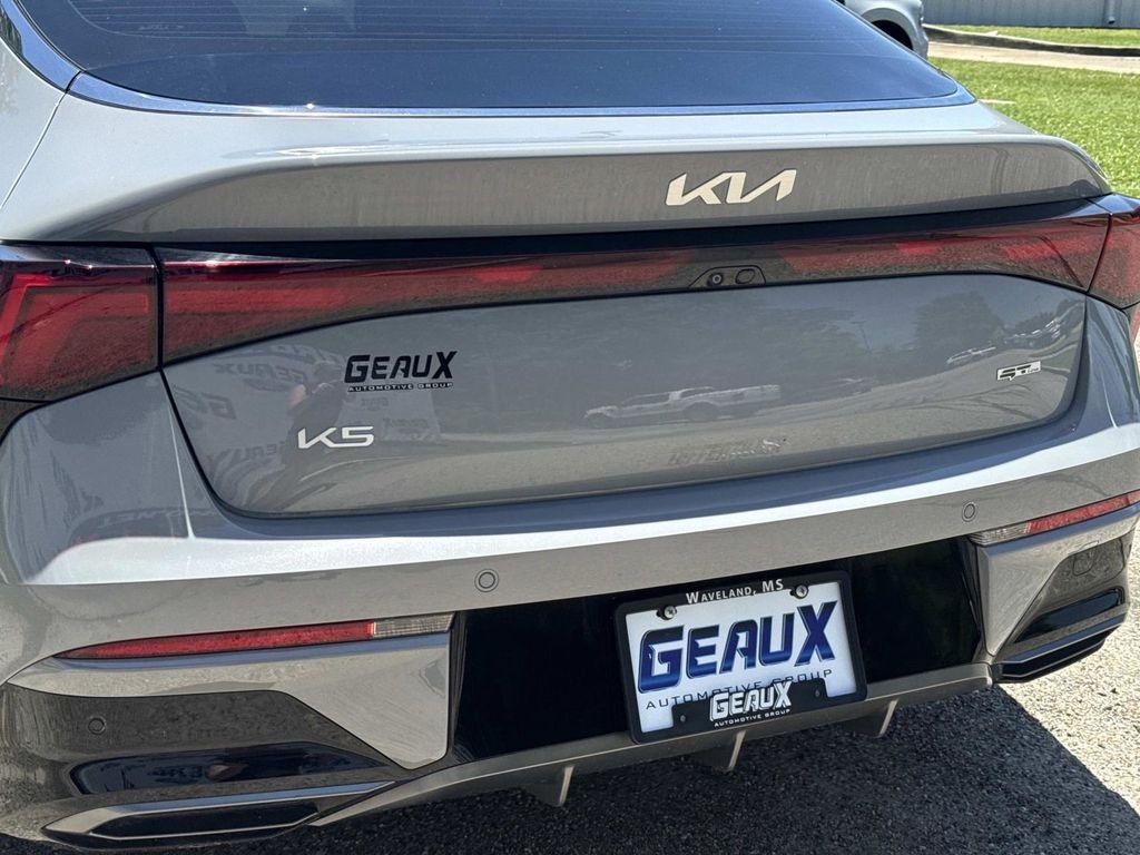 Used 2025 Gray Kia GT-Line image 8