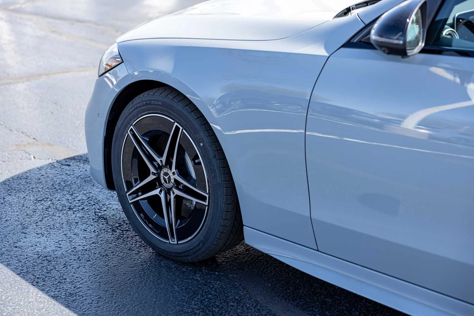 New 2026 MANUFAKTUR Alpine Grey Mercedes-Benz C 300 image 31