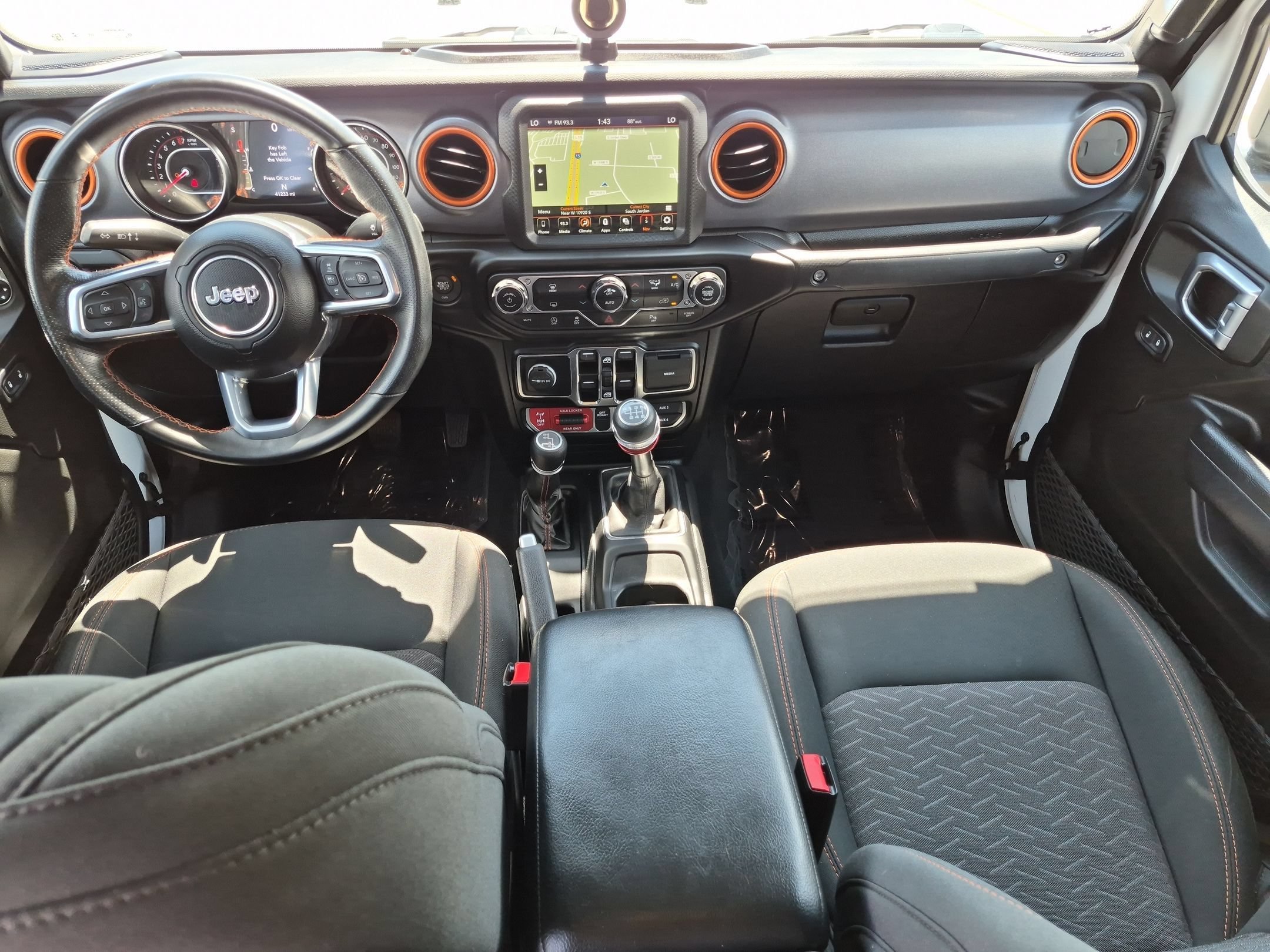 Used 2022 Bright White Clearcoat Jeep Mojave image 28