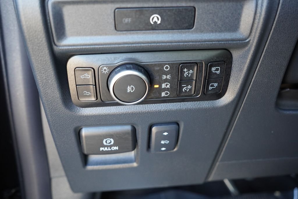 Used 2025 Gray Ford Raptor image 28