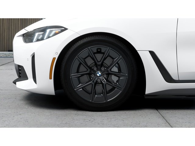 New 2026 Alpine White BMW i4 image 7
