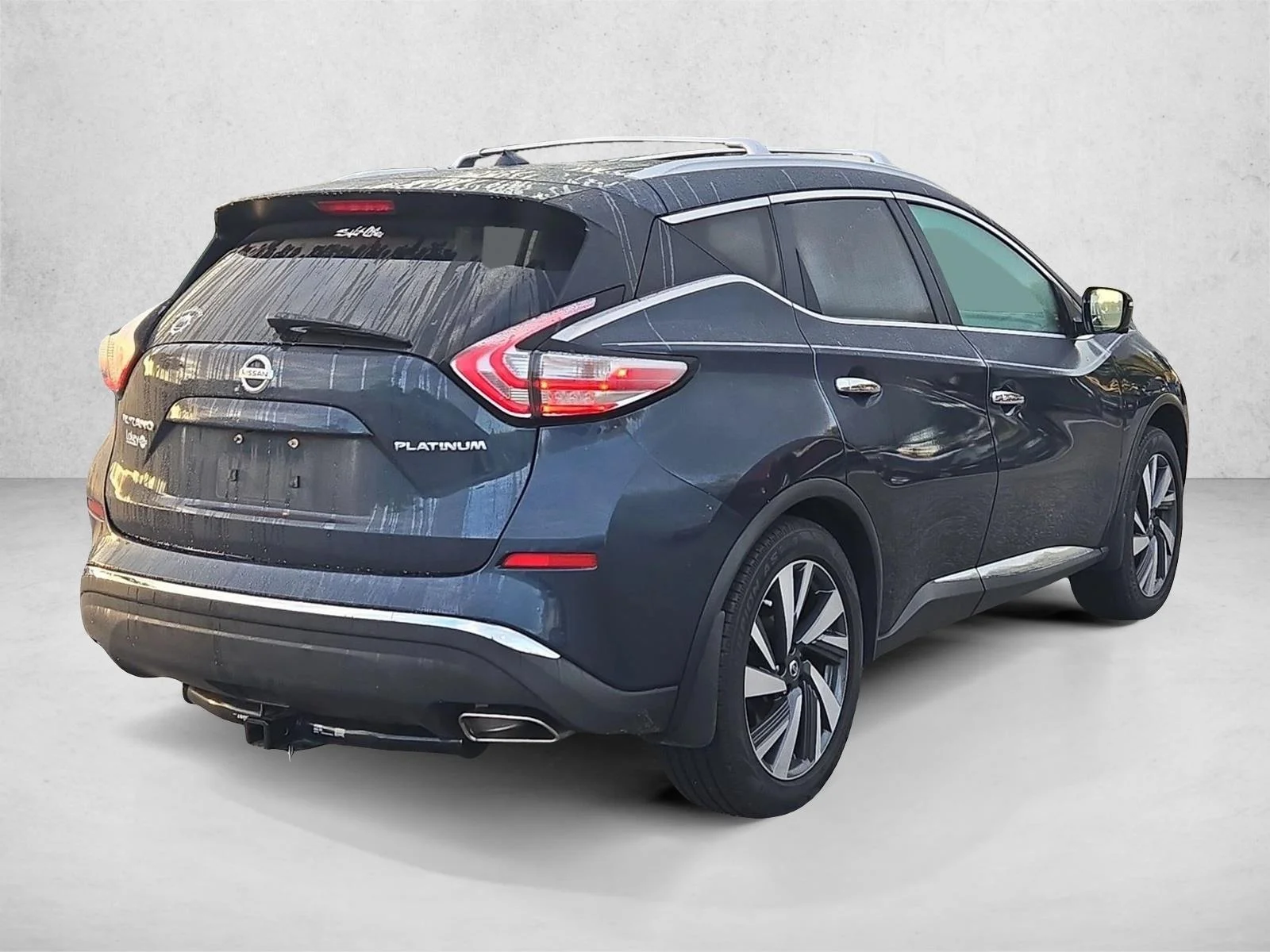 Used 2016 Arctic Blue Metallic Nissan Platinum image 5