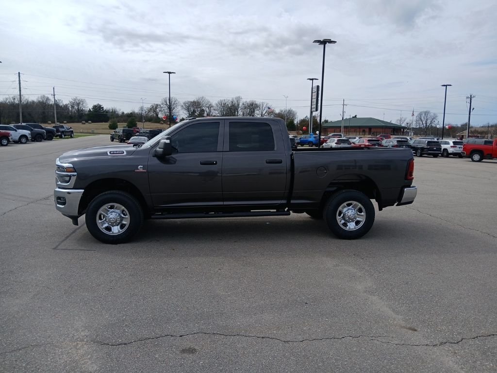 New 2026 Granite Crystal Metallic Clear-Coat Exterior Paint RAM Tradesman image 4