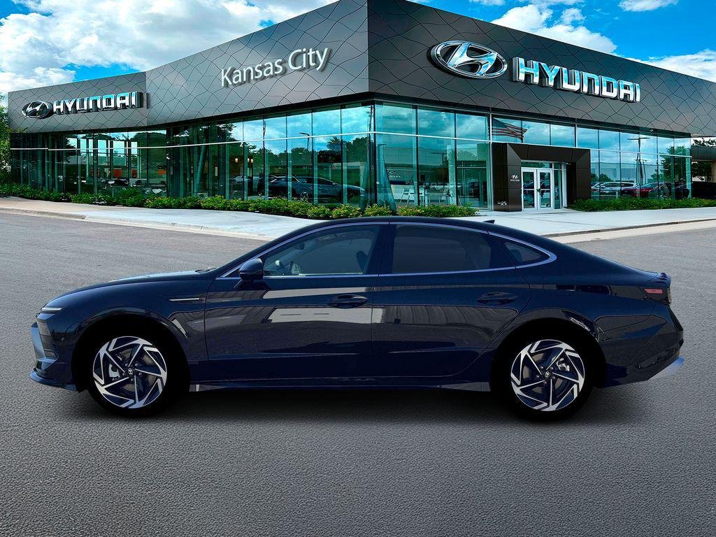 New 2026 Abyss Black Hyundai SEL Sport image 3