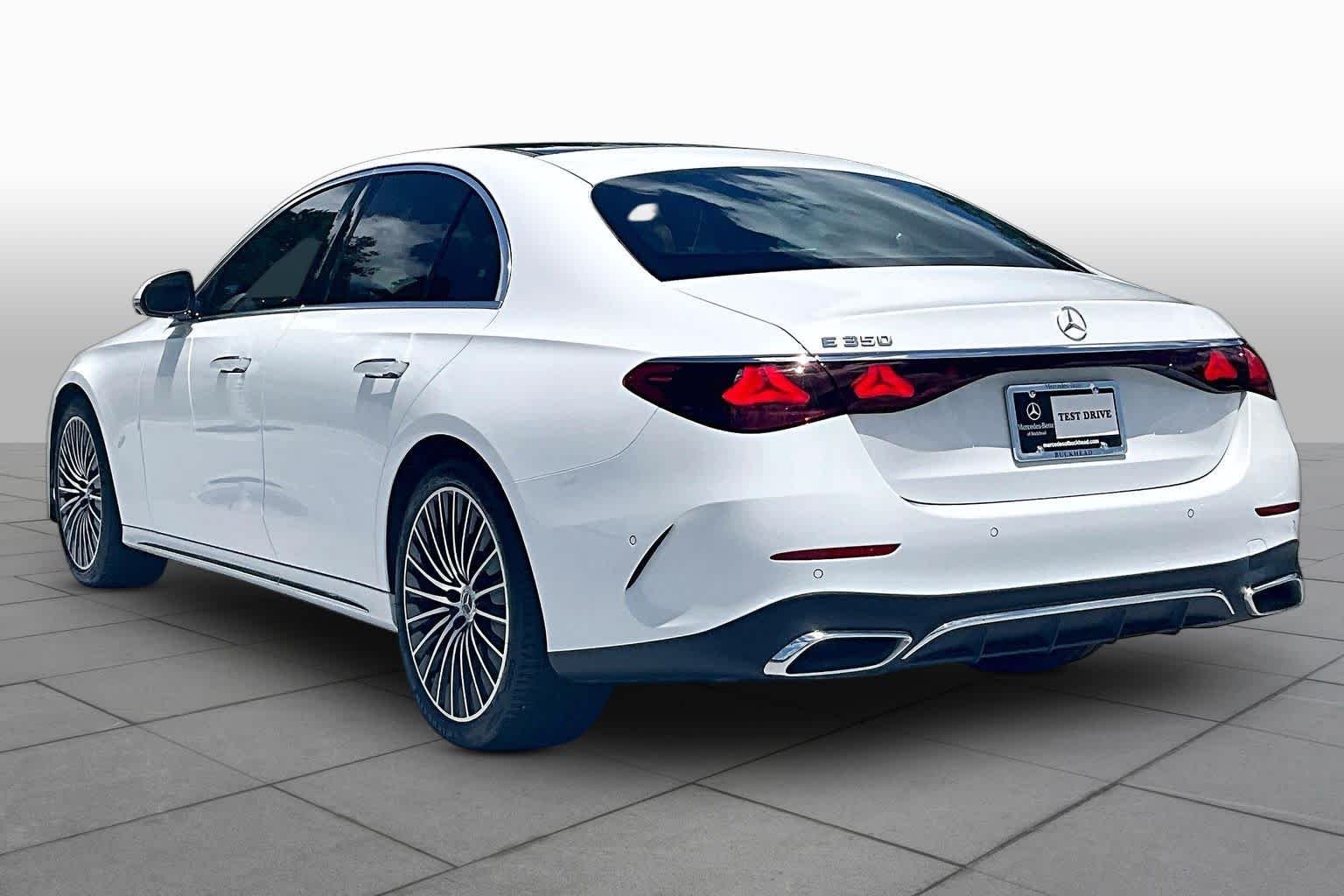 Used 2026 MANUFAKTUR Moonlight White Metallic Mercedes-Benz E 350 image 11