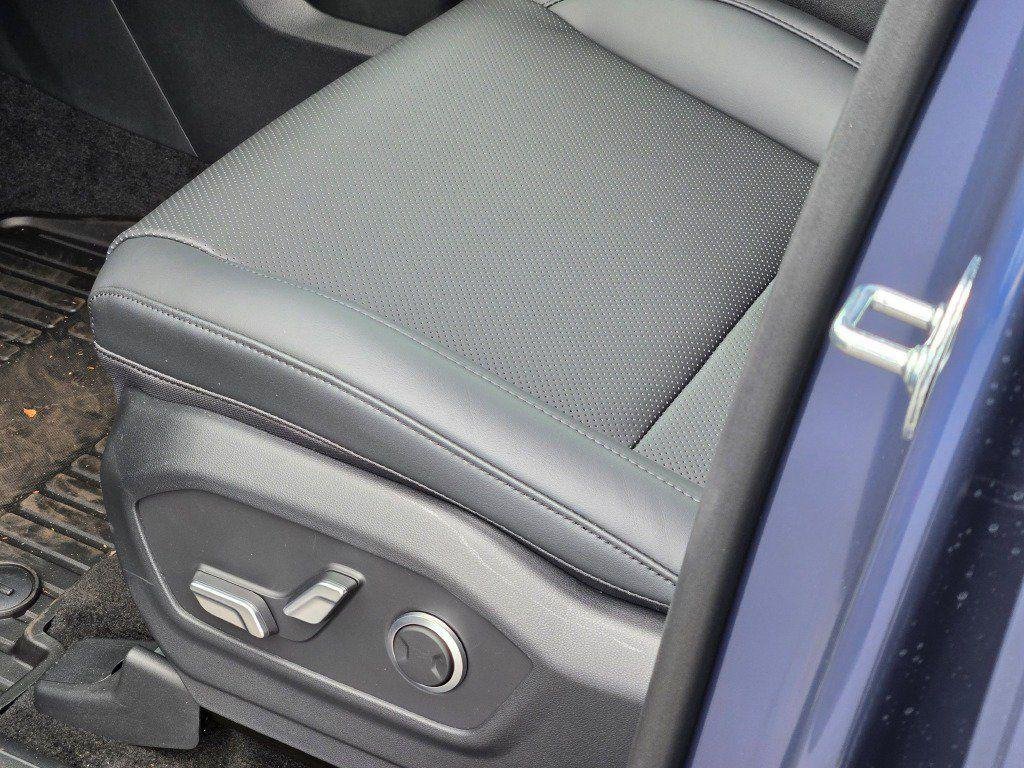 New 2026 Blue Hyundai SEL AWD image 26