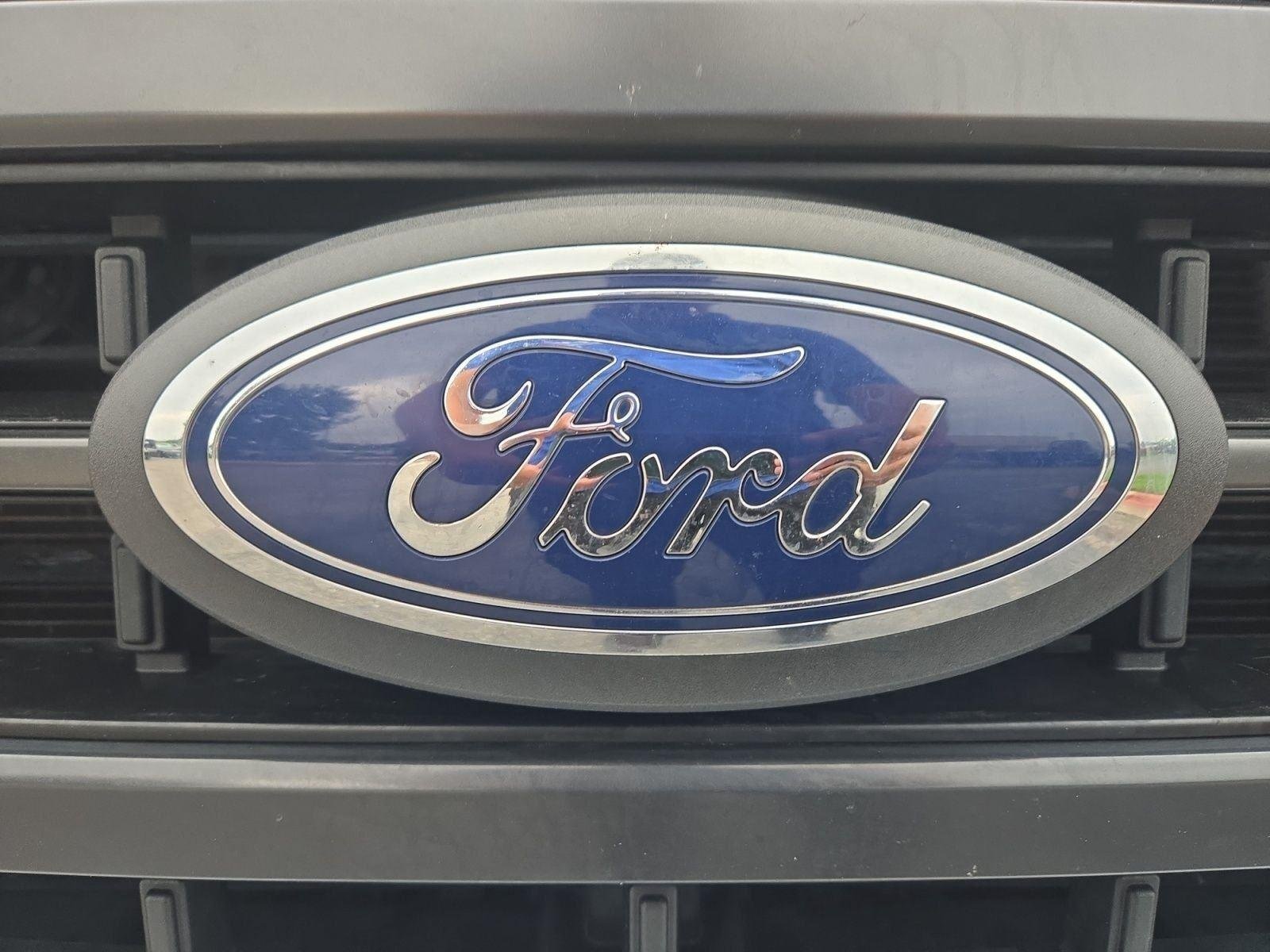 Used 2022 Oxford White Ford LARIAT image 9