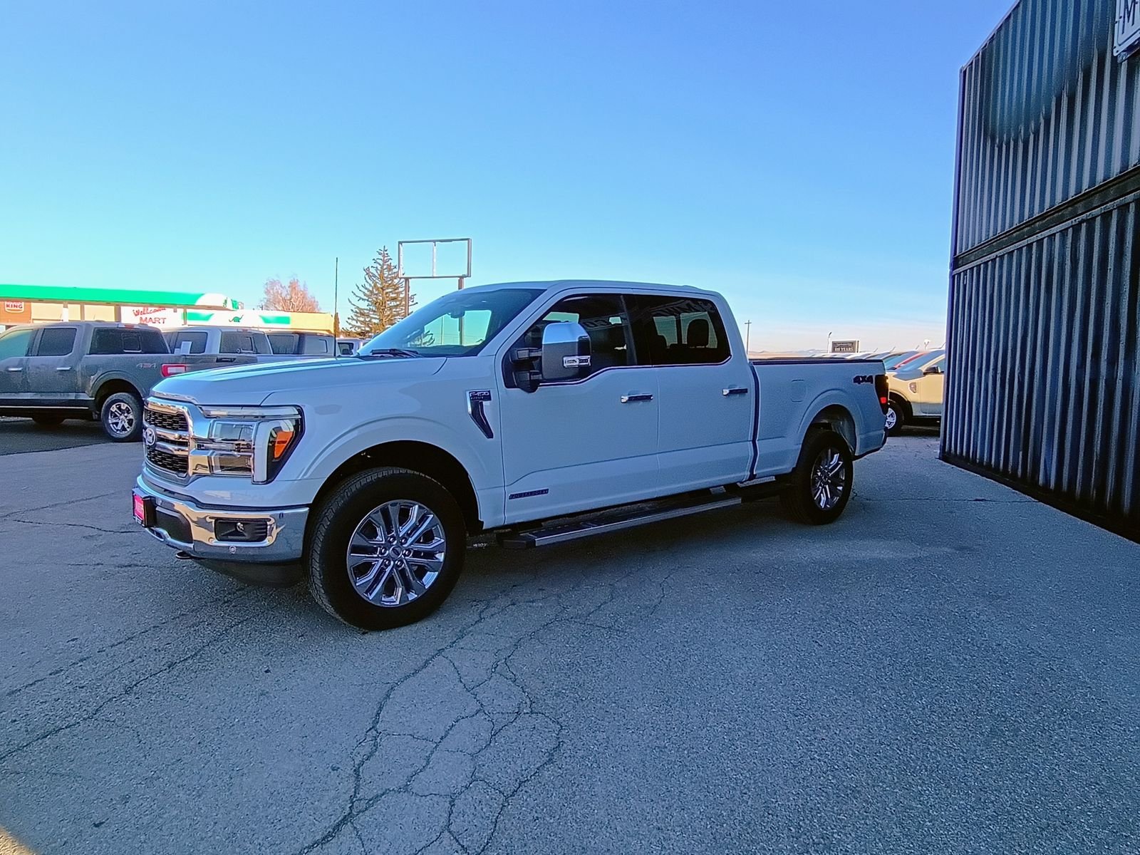 2025 Ford F-150 Lariat - Photo 13