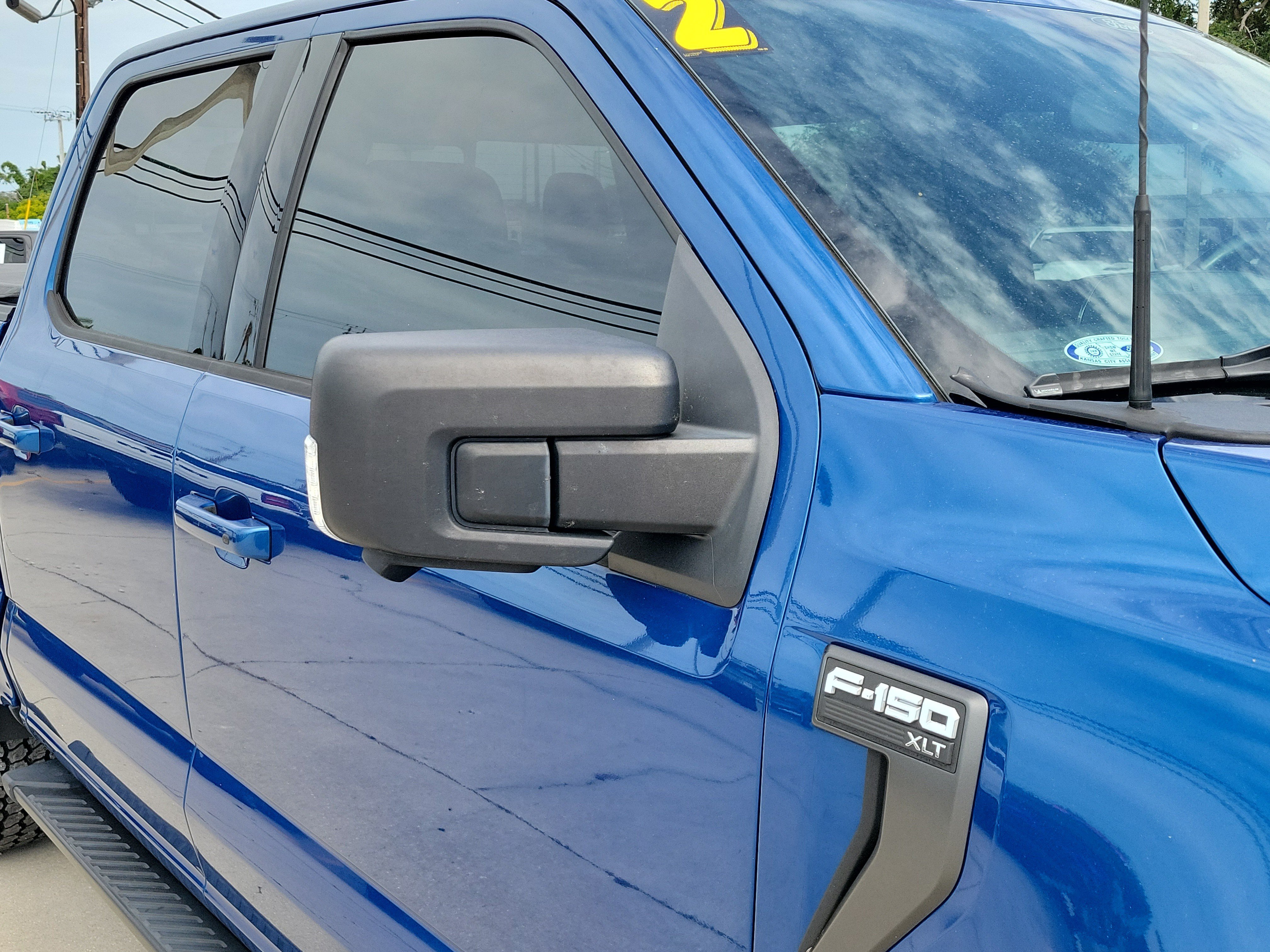 Used 2022 Blue Metallic Ford XLT image 9