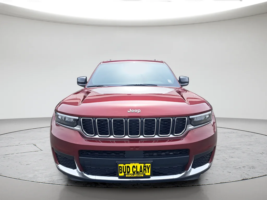 New 2026 Velvet Red Pearl-Coat Exterior Paint Jeep Laredo image 8