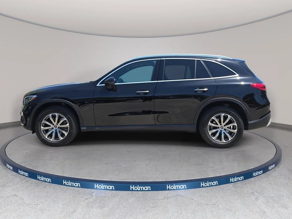 2024 Mercedes-Benz GLC GLC 300 - Photo 9
