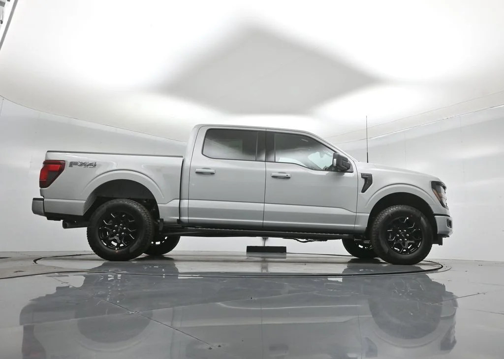 New 2026 Avalanche Ford XLT image 46