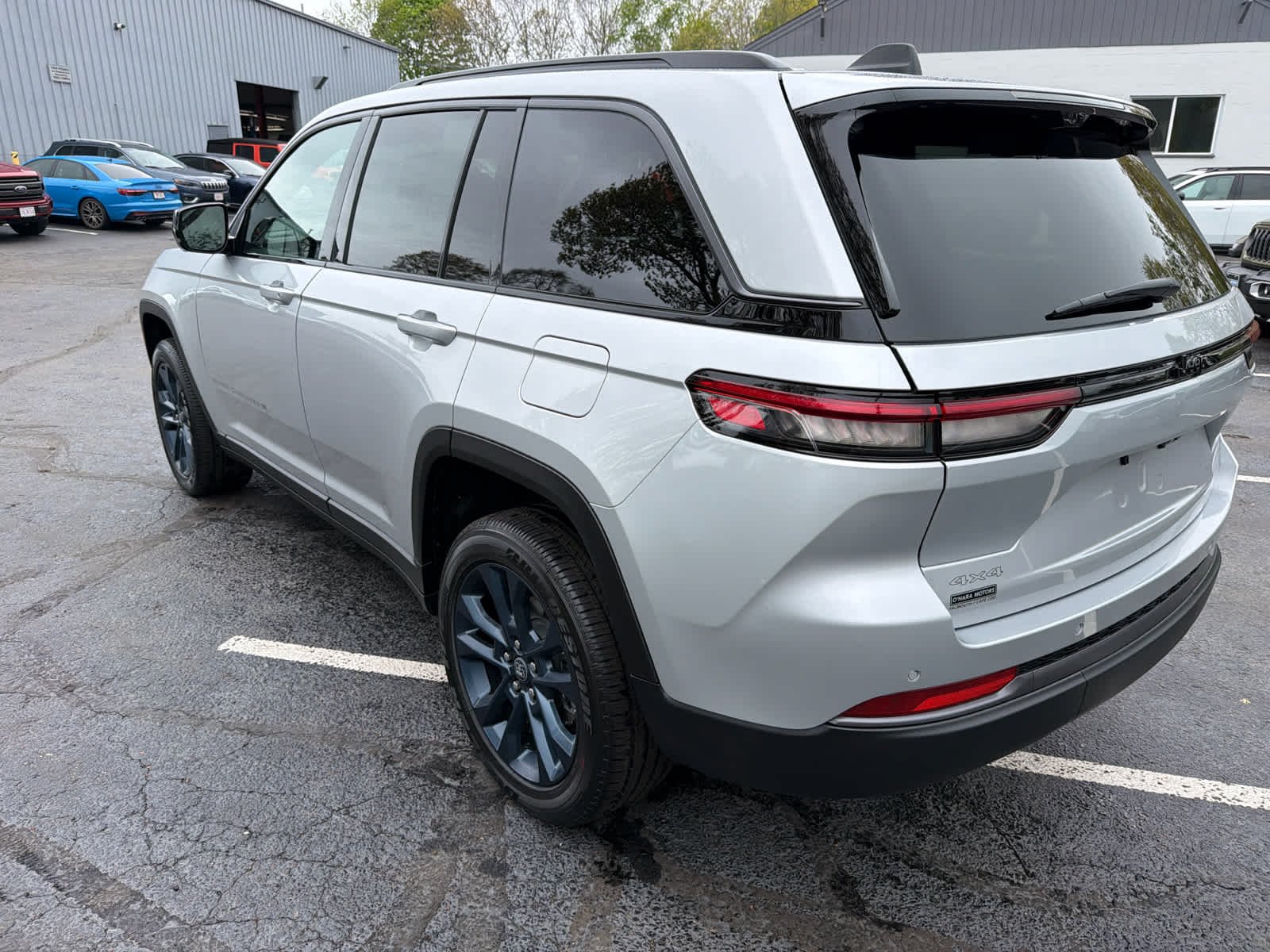 New 2026 Silver Zynith Jeep 85th Anniversary Edition image 6
