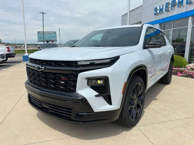 New 2026 Polar White Tricoat Chevrolet RS image 2