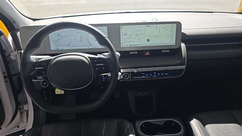 Used 2022 White Hyundai SEL image 6
