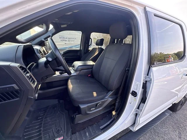 Used 2017 White Ford XLT image 8