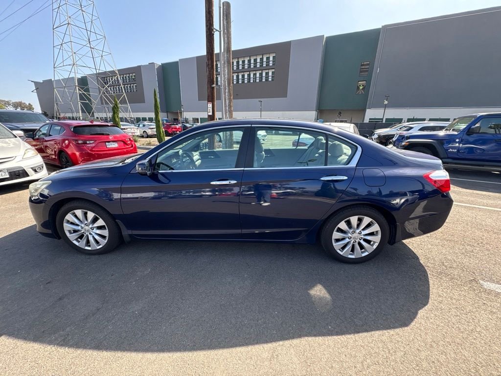 Used 2013  Honda EX-L image 9