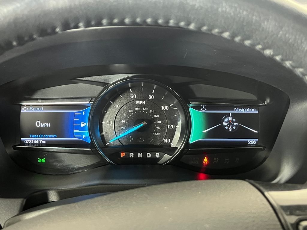 Used 2018 Magnetic Metallic Ford XLT image 19