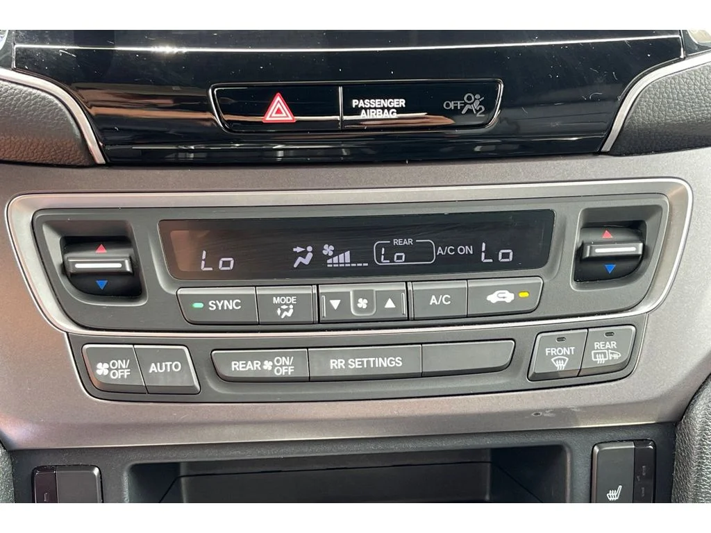 Certified Used 2023 Platinum White Pearl Honda AWD EX-L image 28
