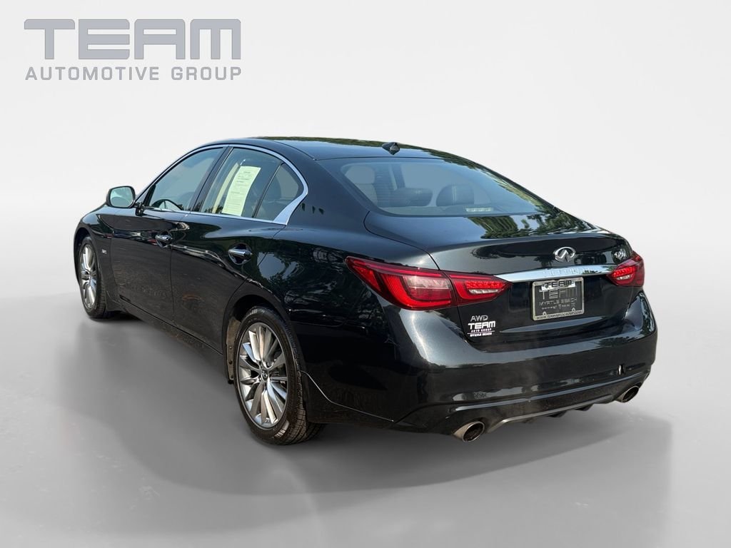 Used 2018 Black INFINITI 3.0t LUXE image 5