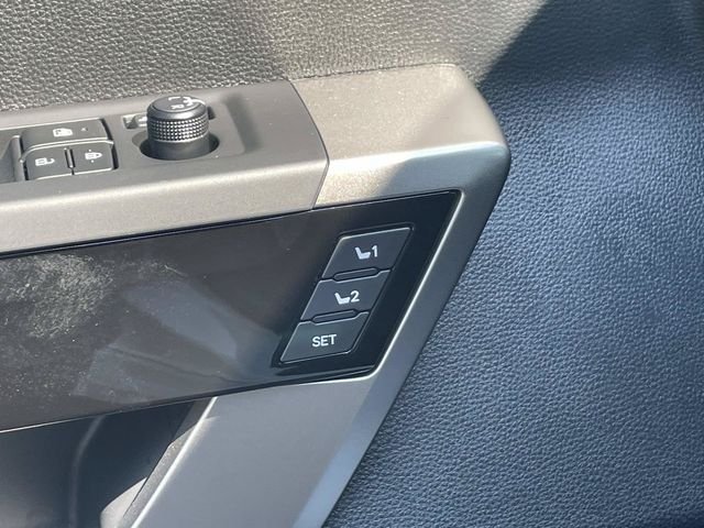 2026 Toyota Tundra Limited - Photo 19