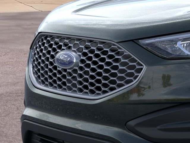 New 2024 Green Ford SE image 17