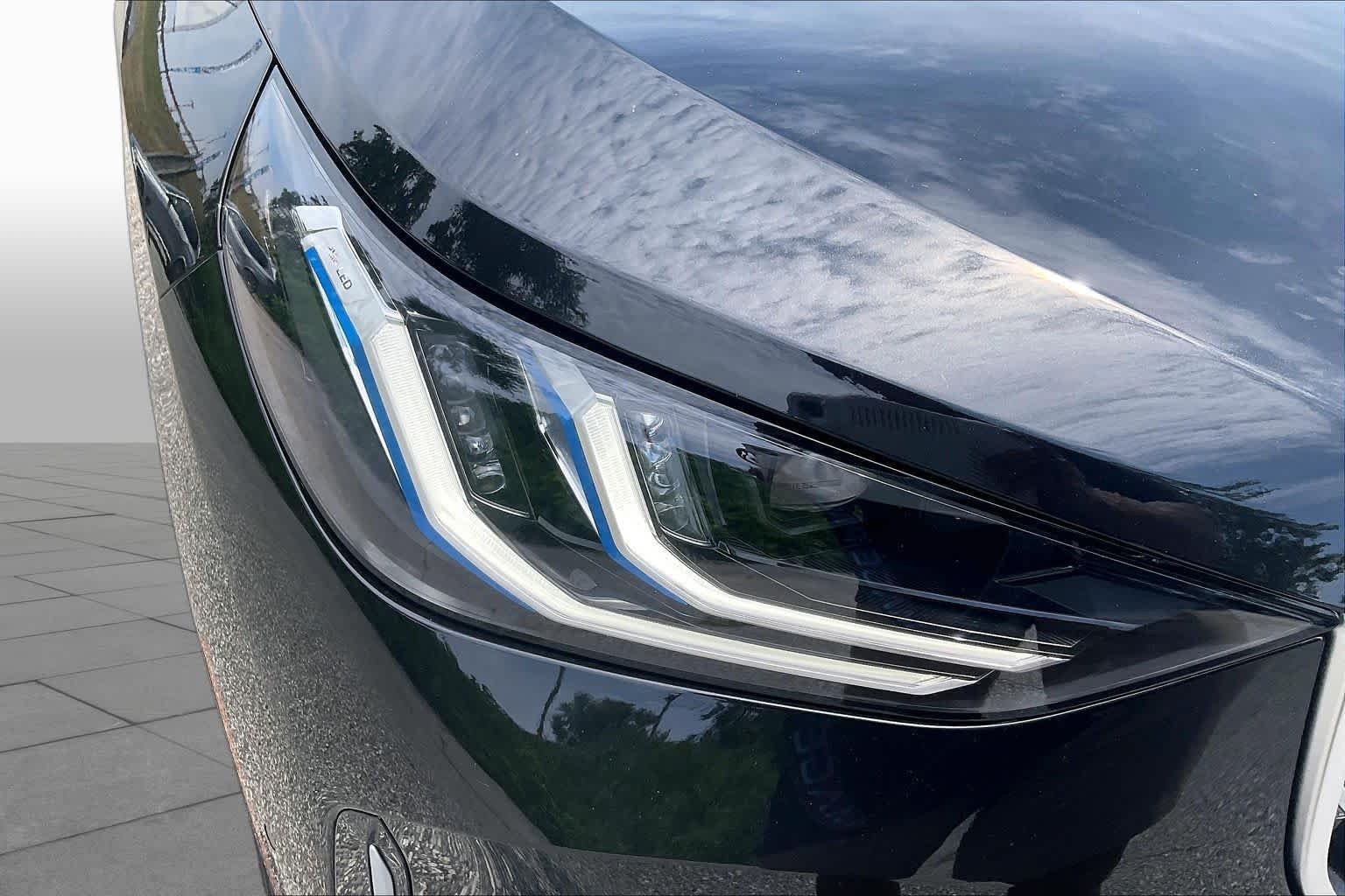 New 2026 Black Sapphire Metallic BMW 30 xDrive image 13