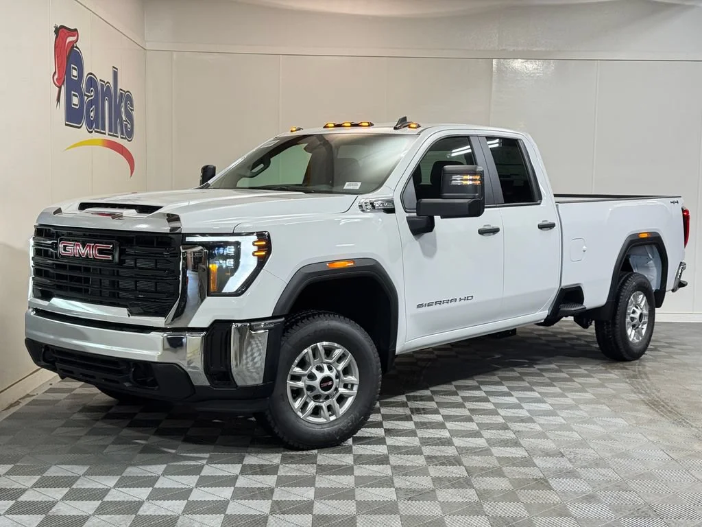 New 2026 Summit White GMC Pro image 2