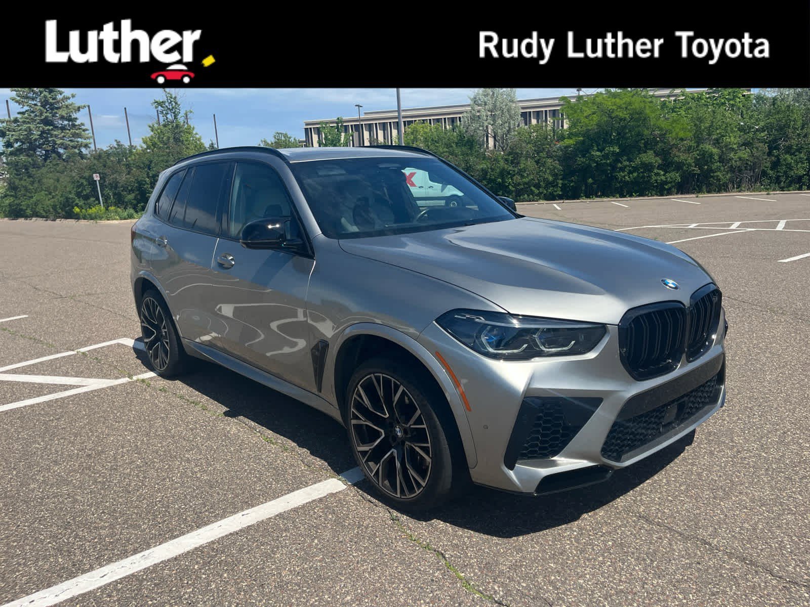2023 BMW X5 M -'s photo