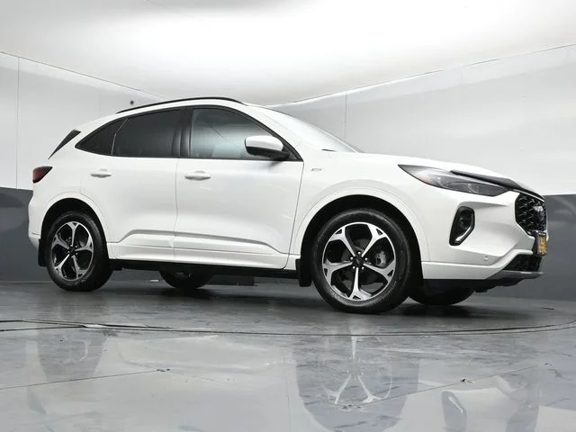 Certified Used 2023 Star White Ford ST-Line Elite image 38