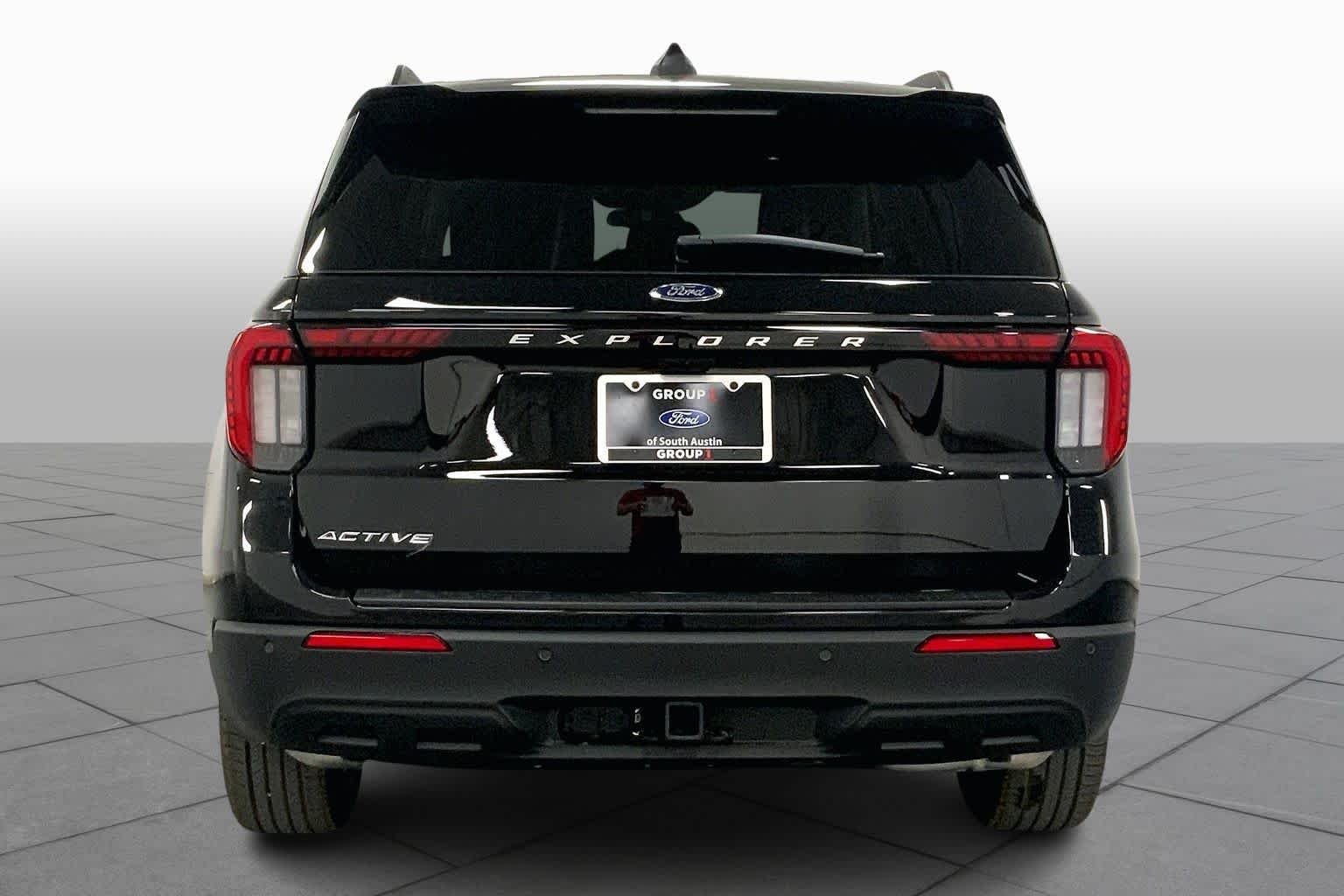 New 2026 Agate Black Metallic Ford Active image 4