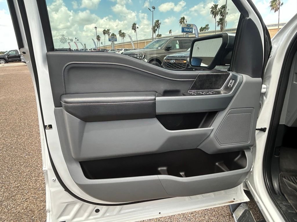 Used 2022 White Ford XLT image 11