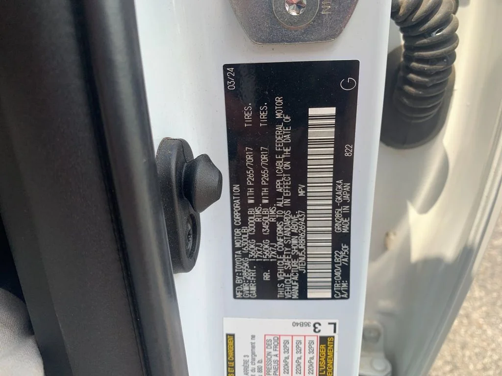 Used 2024 White Toyota SR5 Premium image 36