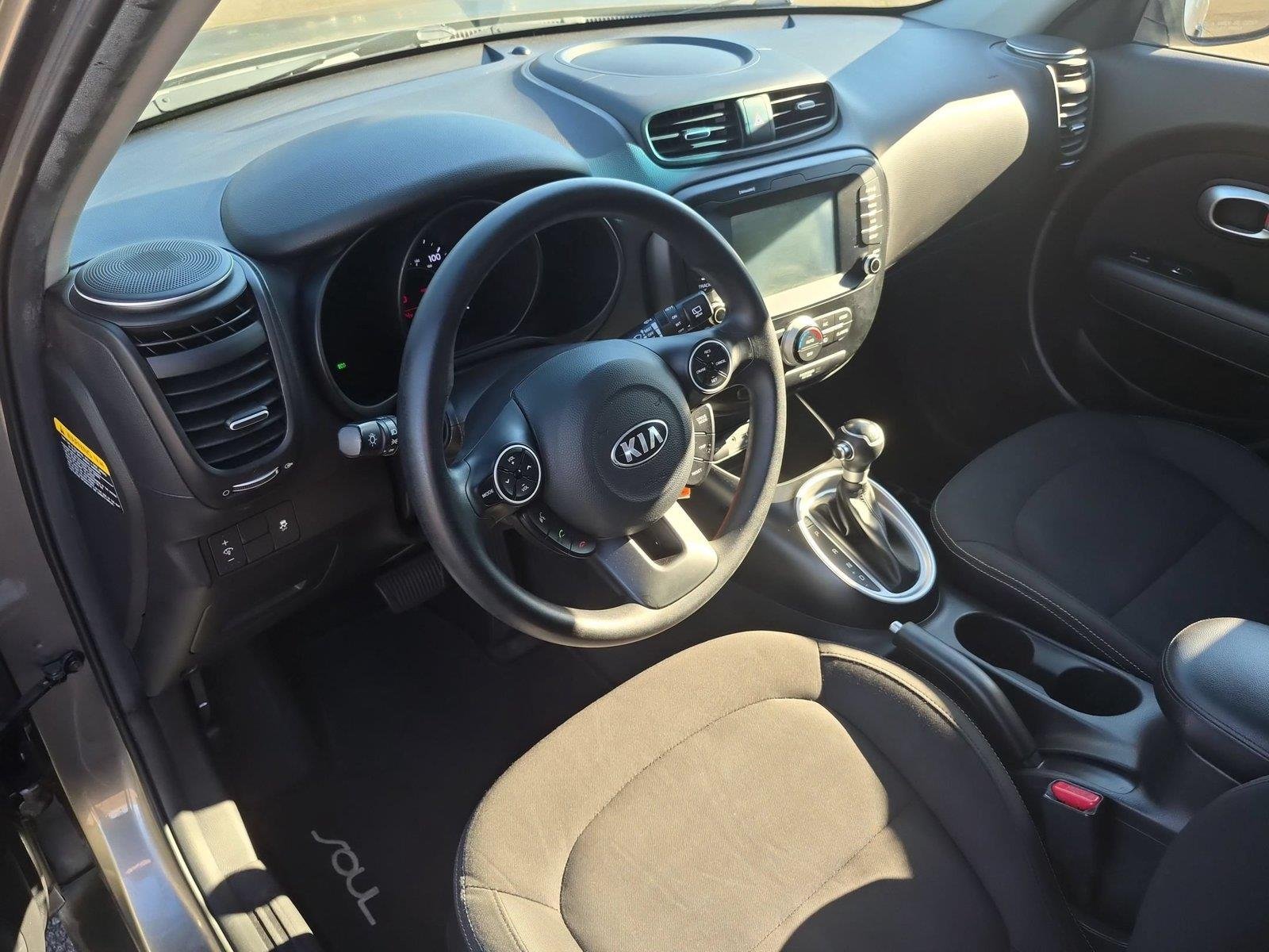 Used 2018 Titanium Gray Kia Base image 18