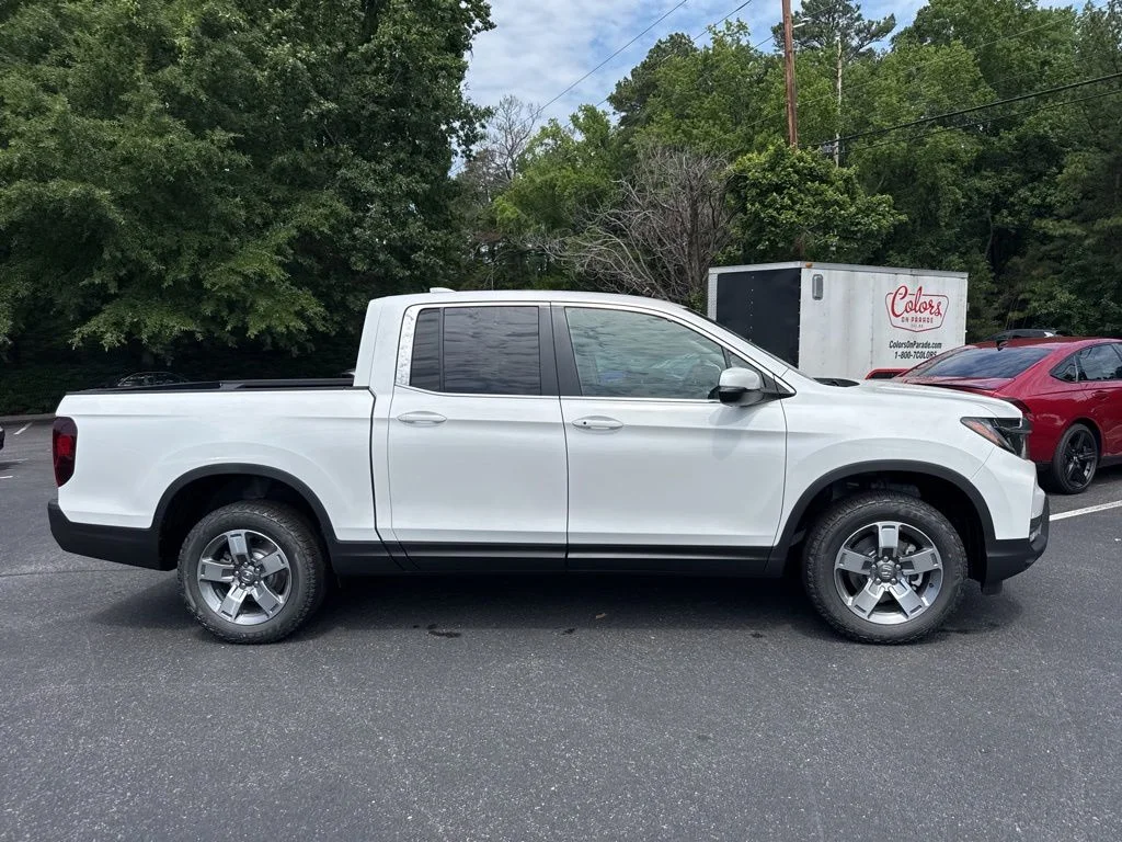 New 2026 Platinum White Pearl Honda RTL image 2