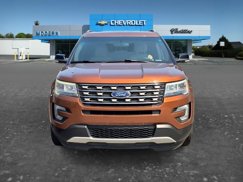Used 2017  Ford XLT image 8