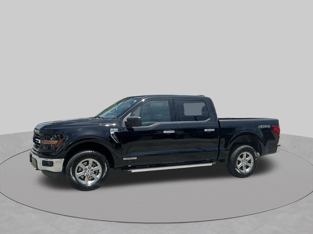 Used 2025 Black Ford XLT image 2