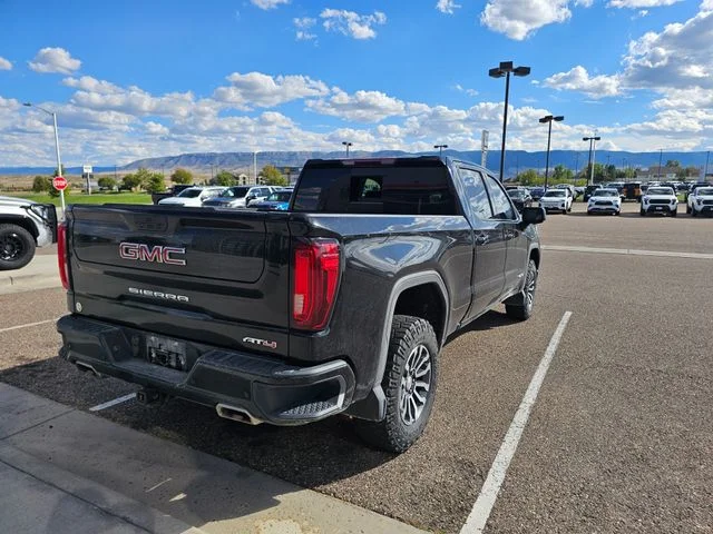 Used 2022  GMC AT4 image 9