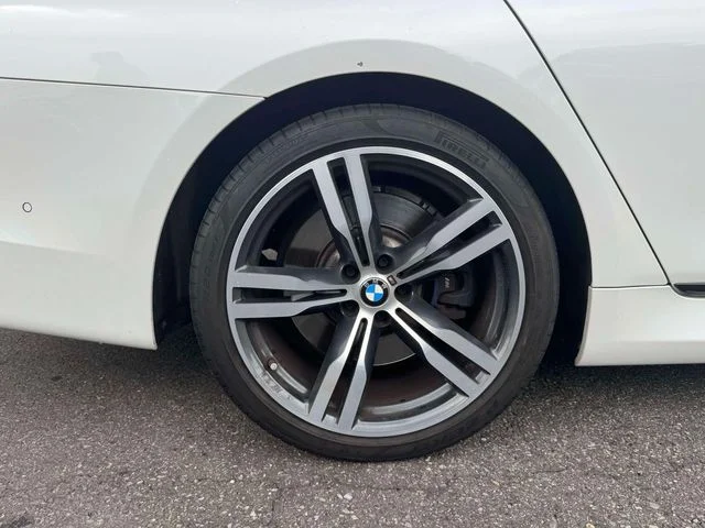 Used 2019 White BMW 750i xDrive image 11