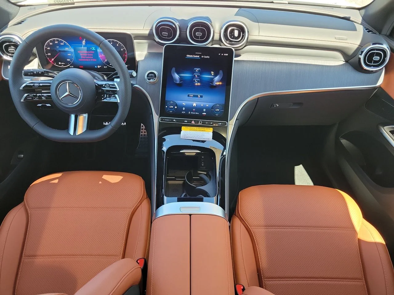 New 2027 Polar White Mercedes-Benz GLC 300 image 14