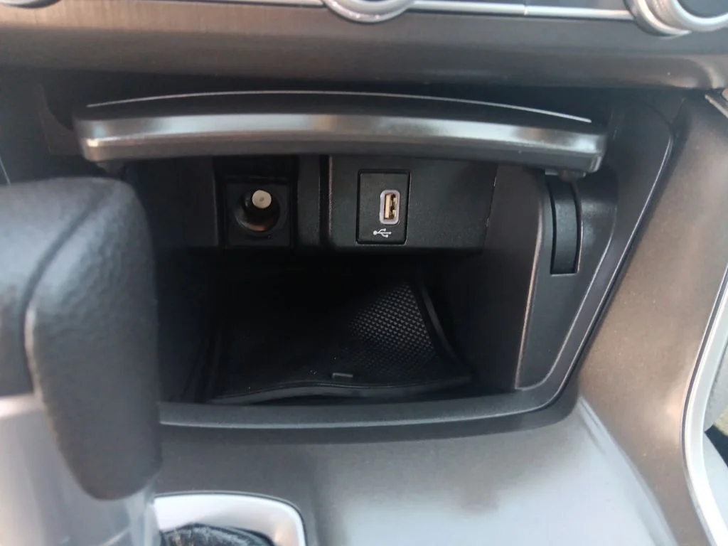 Used 2019 Modern Steel Metallic Honda LX image 23