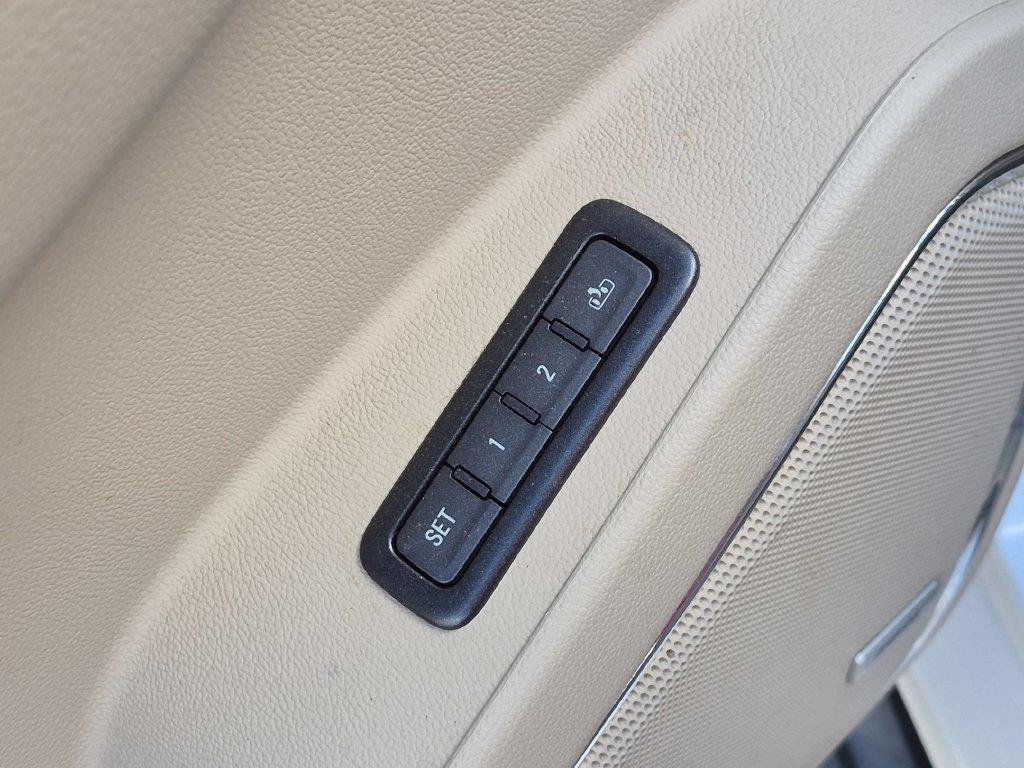 Used 2018 White GMC Denali image 15