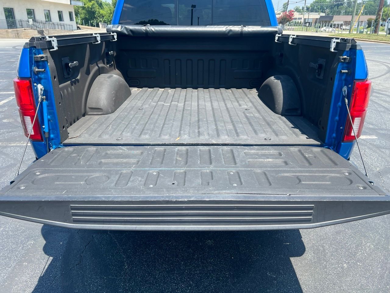 Used 2019 Blue Ford XLT image 17