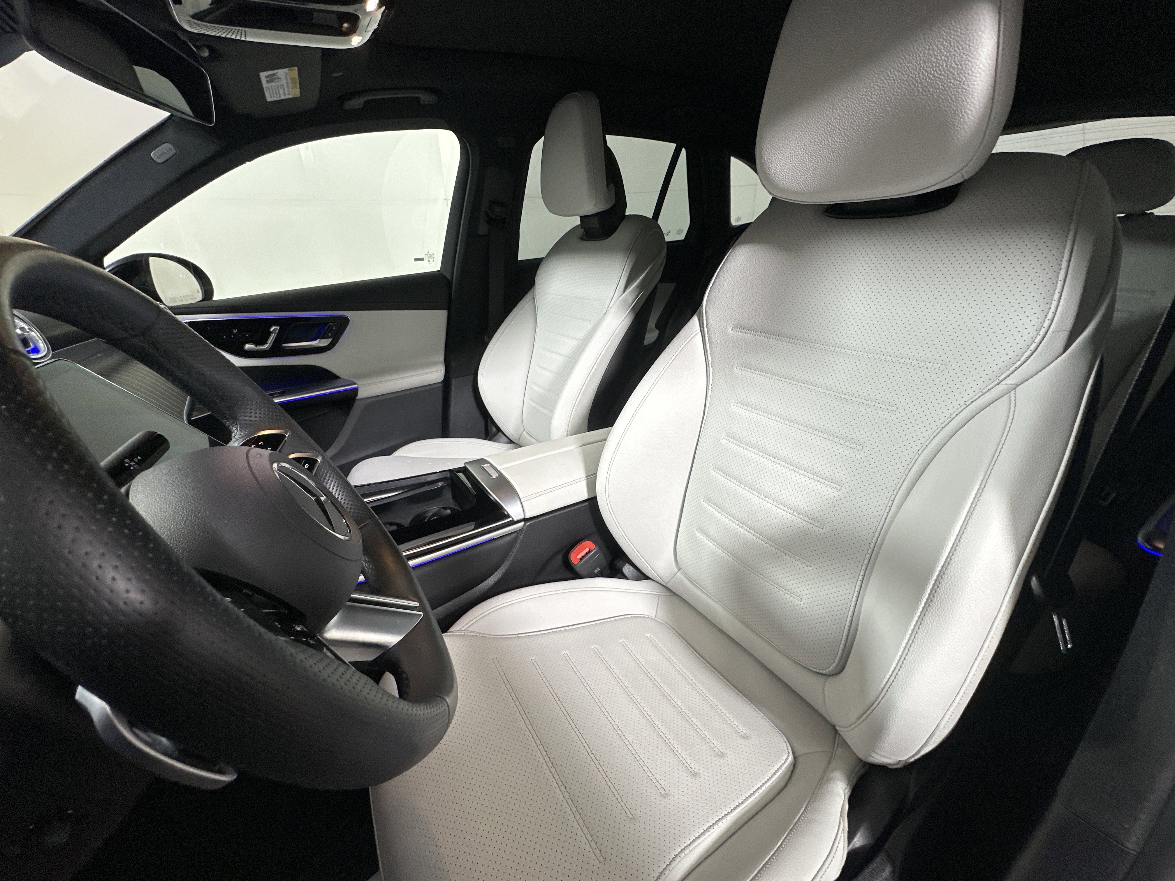Certified Used 2023 Blue Mercedes-Benz GLC 300 image 9