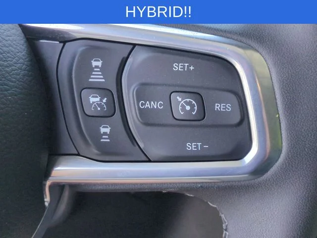 Used 2025 Gray Jeep Sahara 4xe image 18