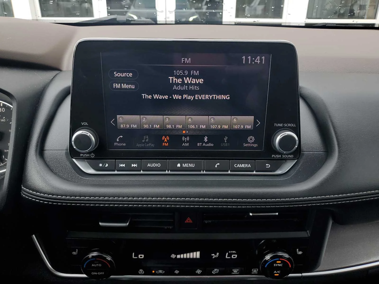 Used 2023 Gray Nissan SV image 17