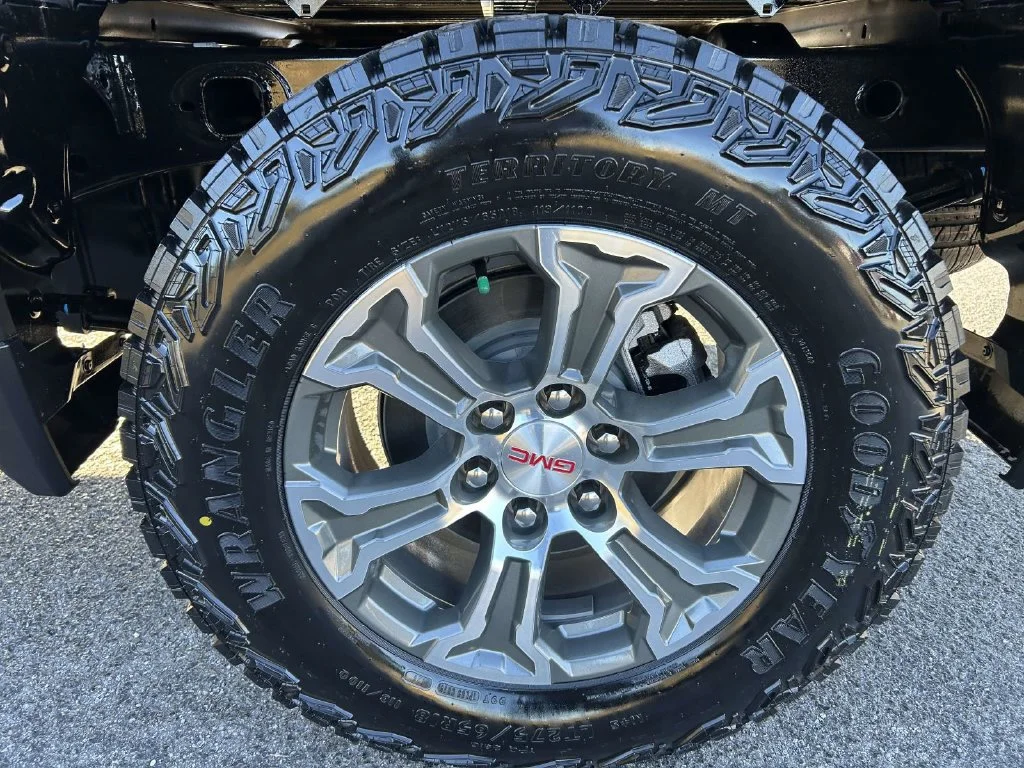 New 2026 Onyx Black GMC Pro image 10