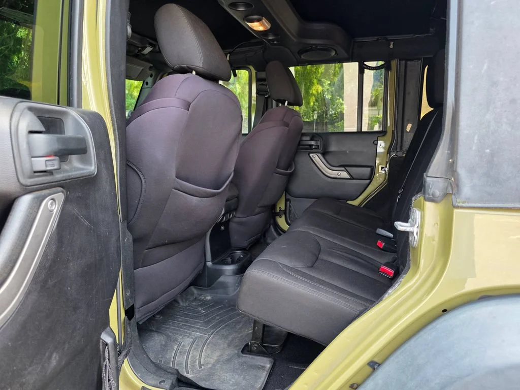 Used 2013 Green Jeep Sport image 27