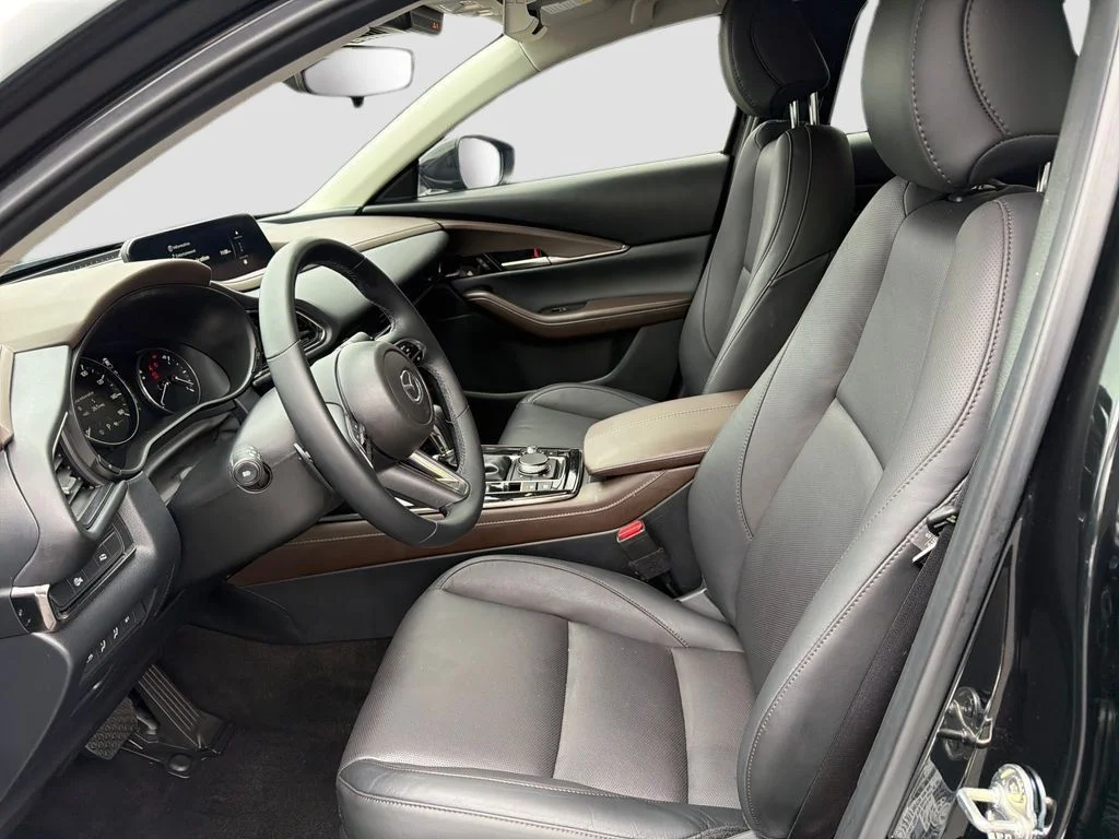 Certified Used 2025 Jet Black Mazda 2.5 S Premium Package image 9
